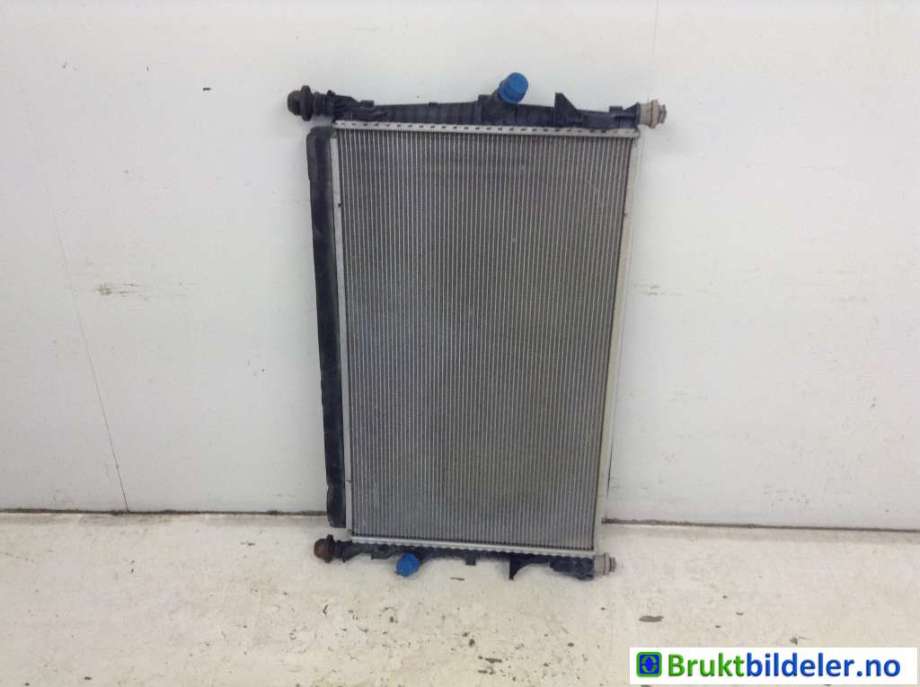 Radiator (manuell gir) til Ford Transit Custom 2013-2023 (Type I)  (FORD|BK21-8005-CC||1789645)