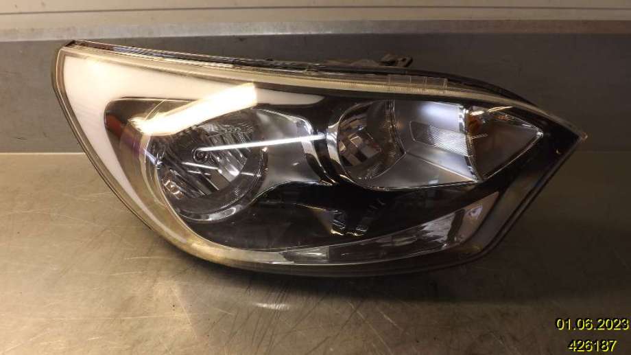 Frontlykt høyre halogen til Kia Rio, 2011-2017 Type III  (KIA|92102 1W280)