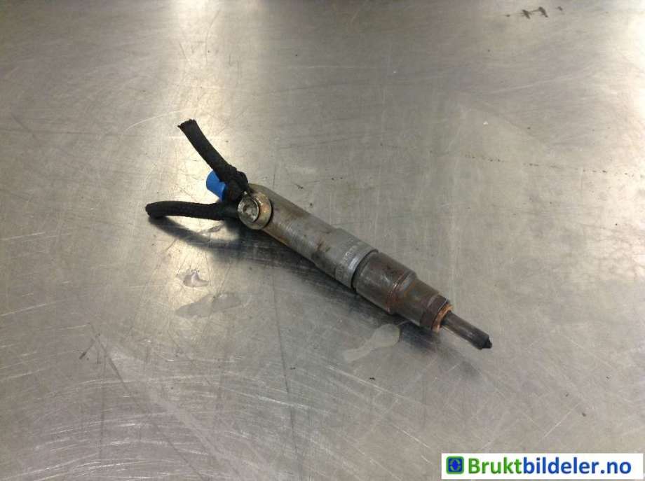 Dyse innsprøyting diesel til VW Transporter / Caravelle, 1990-2003 (T4) (T4) (VOLKSWAGEN|074 130 201 C)