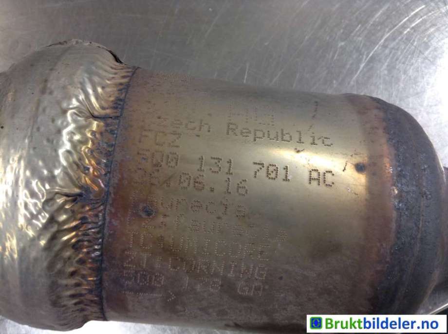 Katalysator til VW Passat 2015-2019 (Fase 1) (B8) (B8) (VOLKSWAGEN|5Q0 131 690 G||5Q0 131 701 AC)