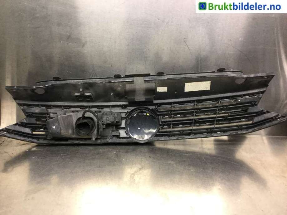 Grill til VW Passat 2015-2019 (Fase 1) (B8) (B8) (VOLKSWAGEN|3C0 853 651 C|)