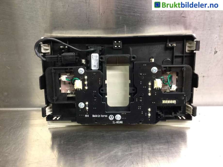 Taklyspanel til VW Passat 2015-2019 (Fase 1) (B8) (B8) (VOLKSWAGEN|5TA 947 105 B|)