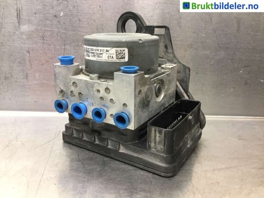 ABS sentral til VW Passat, 2015-2019 (Fase 1) (B8) (B8) (VOLKSWAGEN|3Q0 614 517 Q)
