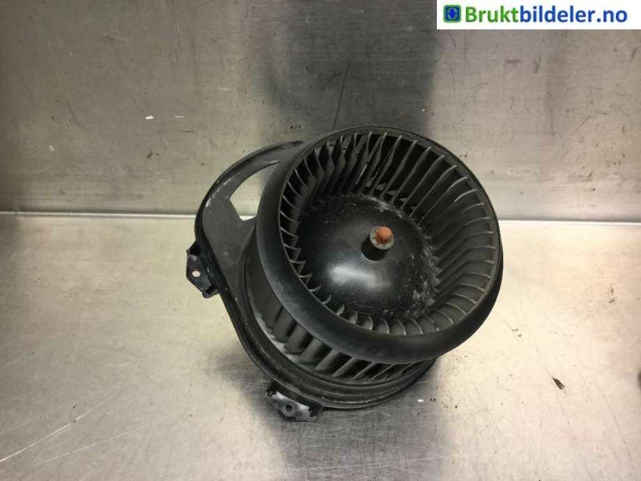 Varmeapparat motor til Mercedes B-Klasse 2011-2018 (W246) (W246) (MERCEDES|A 246 906 42 00|CZ116360-0755|)