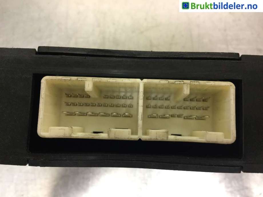 Styreenhet elektrisk parkbrems (EPB - Electric Parking Brake) til Mercedes B-Klasse 2011-2018 (W246) (W246) (MERCEDES|A 242 900 06 01|112700-8360|1021383-00-B)