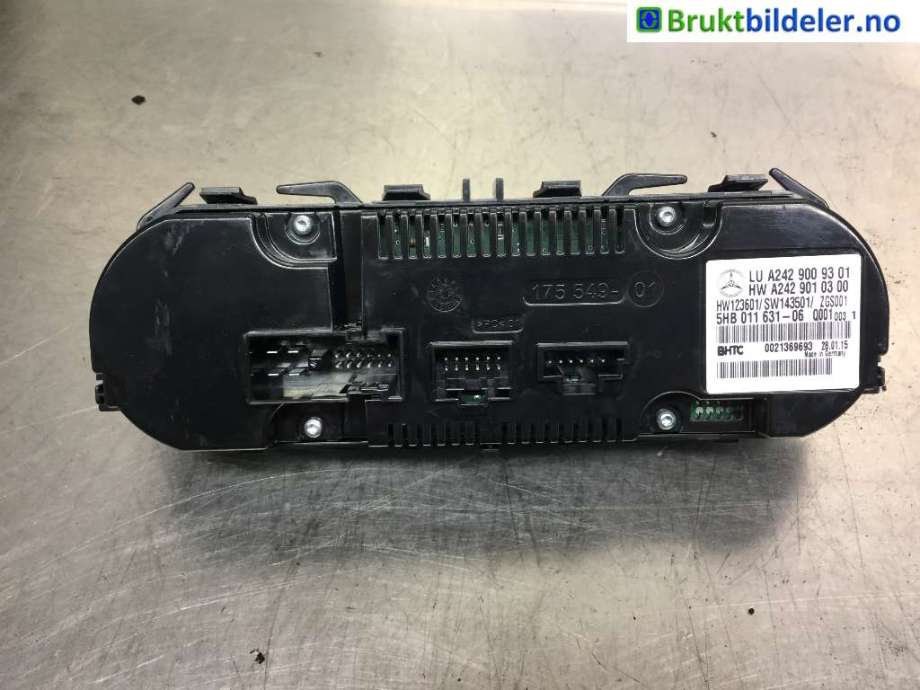 Varmeapparat betjening til Mercedes B-Klasse 2011-2018 (W246) (W246) (MERCEDES|A 242 900 93 01|5HB 011 631-06|)