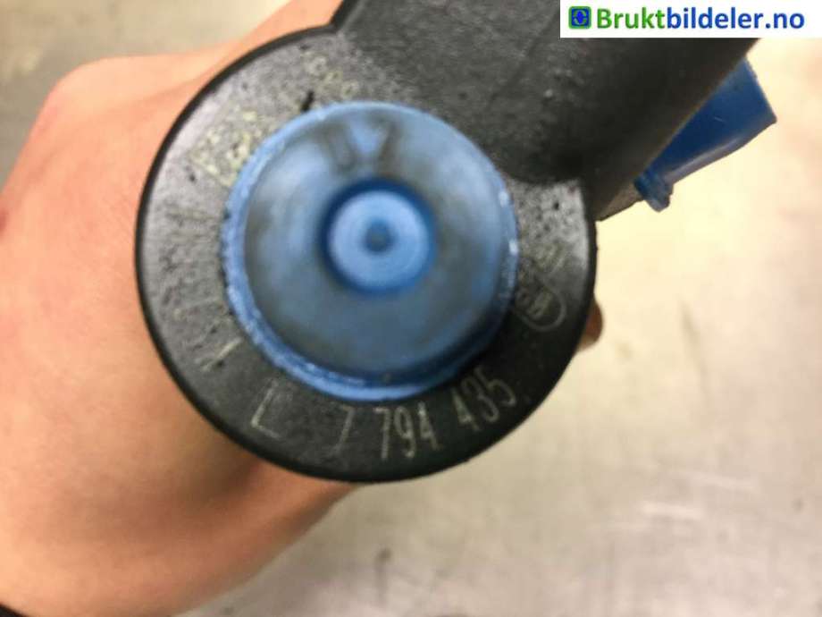 Dyse innsprøyting diesel til BMW 5-Serie 2003-2010 (E60/E61) (E60/E61) (BMW|13 53 7 794 435|0 445 110 209|)