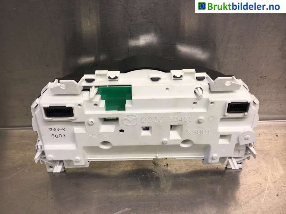Instrumentpanel til Mazda CX-3 2015-2022  (MAZDA|D23C 55 430|)