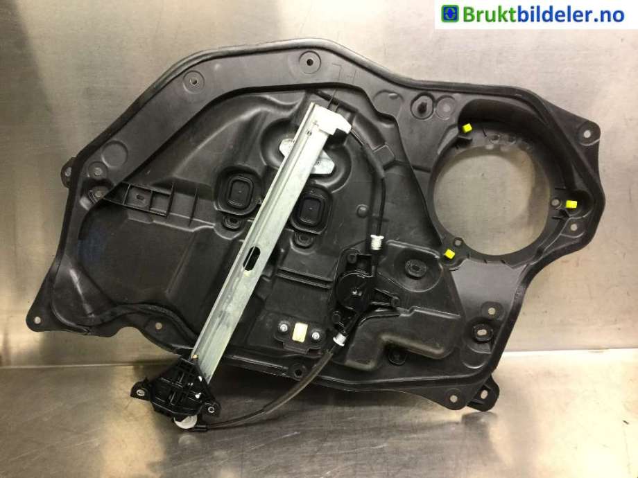 Ruteheis venstre foran til Mazda CX-3 2015-2022  (MAZDA||DH0M 59 97XA)