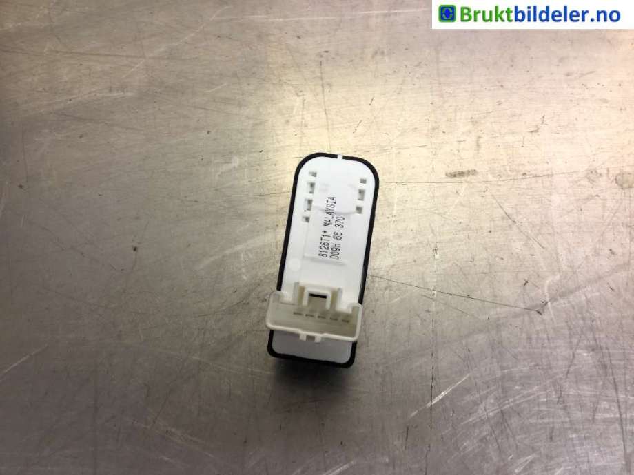 Bryter ruteheis til Mazda CX-3 2015-2022  (MAZDA|D09H-66-370|)