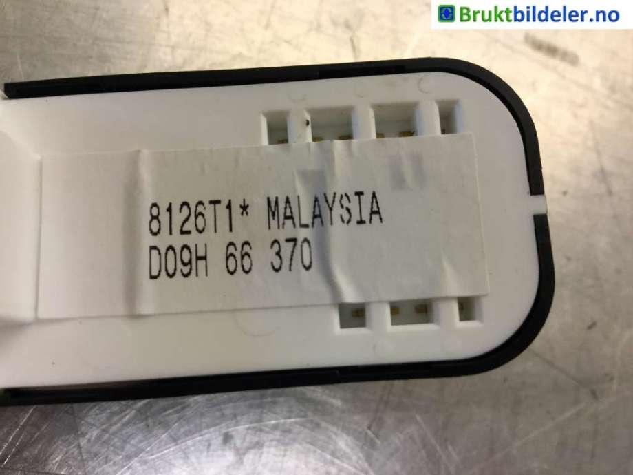 Bryter ruteheis til Mazda CX-3 2015-2022  (MAZDA|D09H-66-370|)