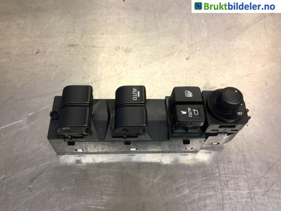 Bryter ruteheis til Mazda CX-3, 2015-2022  (MAZDA|DG8T-66-350)