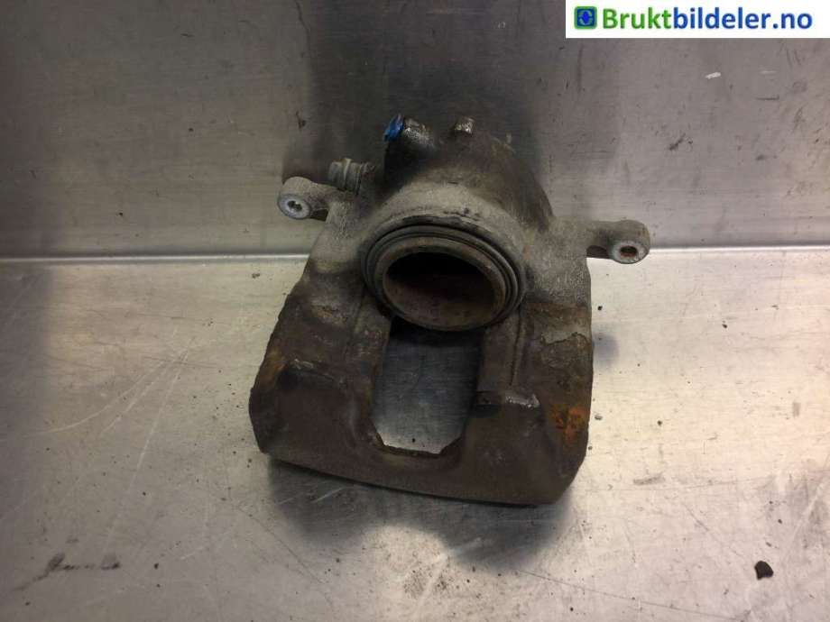 Bremsecaliper venstre foran til Mercedes B-Klasse 2011-2018 (W246) (W246) (MERCEDES|A 000 421 37 81|)