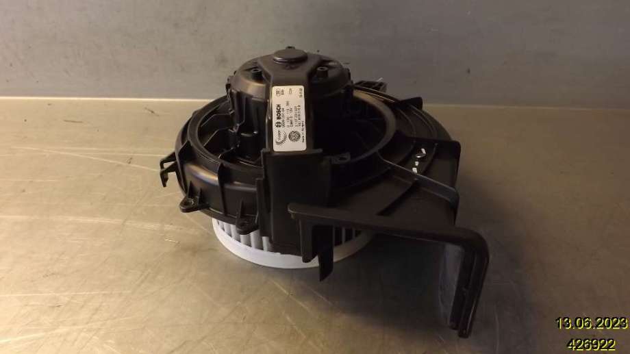 Varmeapparat motor til Škoda Citigo, 2012-2019  (SKODA|1S1 819 015 D)