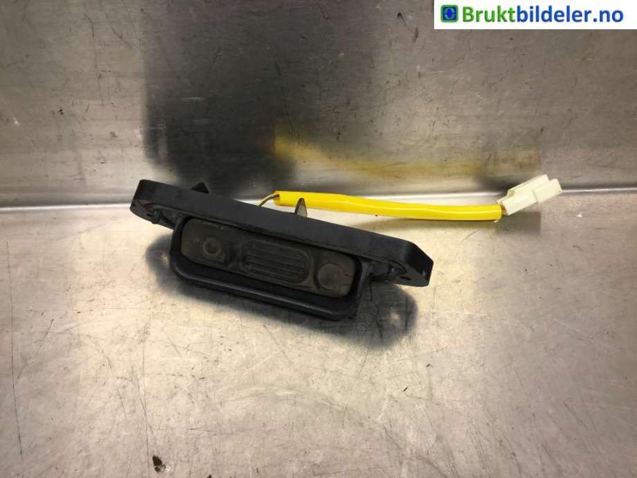 Bryter baklukeåpner til Mitsubishi Outlander, 2015-->> (Type III, Fase 2)  (MITSUBISHI|5810A077)