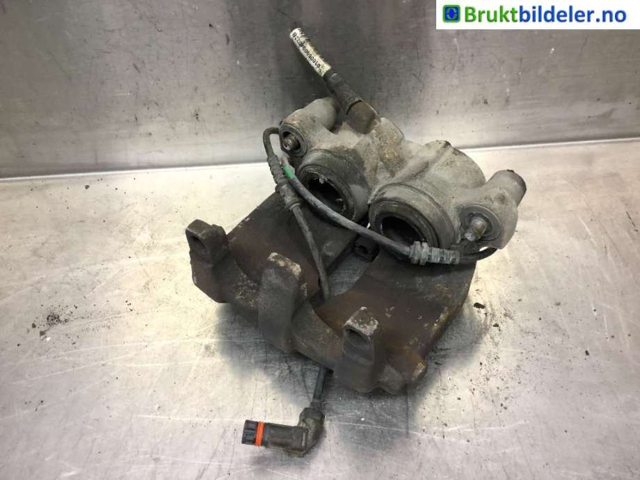 Bremsecaliper høyre foran til Mercedes R-Klasse 2006-2013 (W251) (W251) (MERCEDES|A 164 420 24 83|)