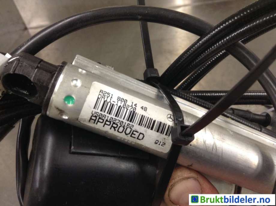 Baklukeåpner motor til Mercedes R-Klasse 2006-2013 (W251) (W251) (MERCEDES|A 251 800 14 48|)