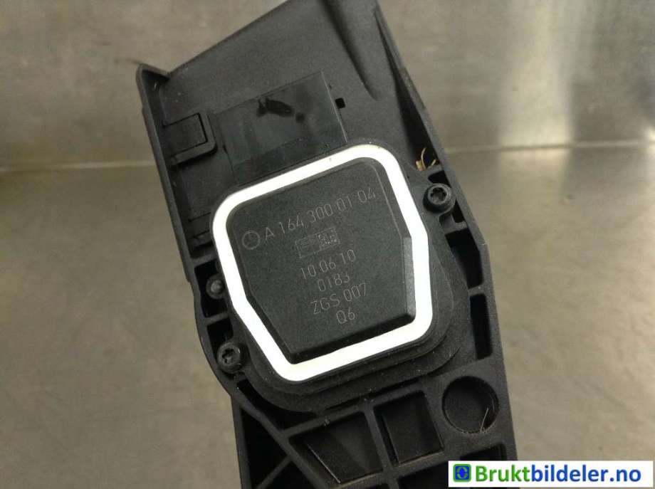 Pedal gass til Mercedes R-Klasse 2006-2013 (W251) (W251) (MERCEDES|A 164300 01 04|)