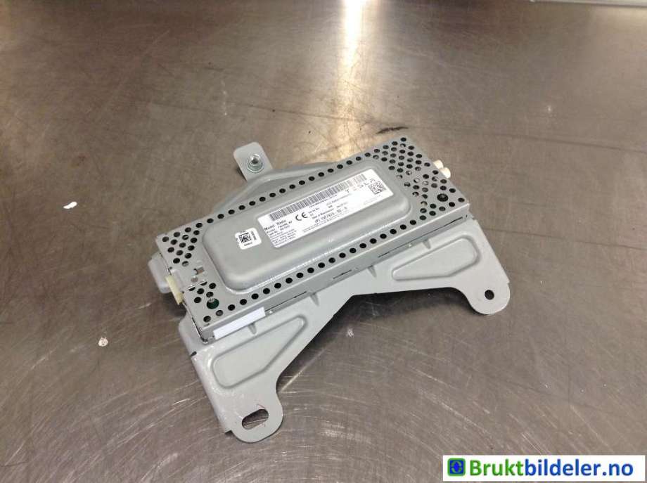 Bilstereo diverse til Tesla Model Y, 2021-2024 (Type I)  (TESLA|1527973-00-D)