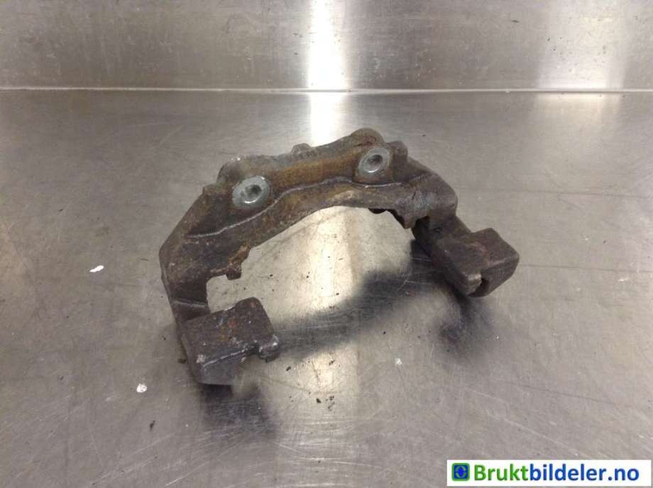 Bremsecaliper brakett til Peugeot Partner, 2015-2019 (Type II, Fase 2)  (PEUGEOT|4404 J7)