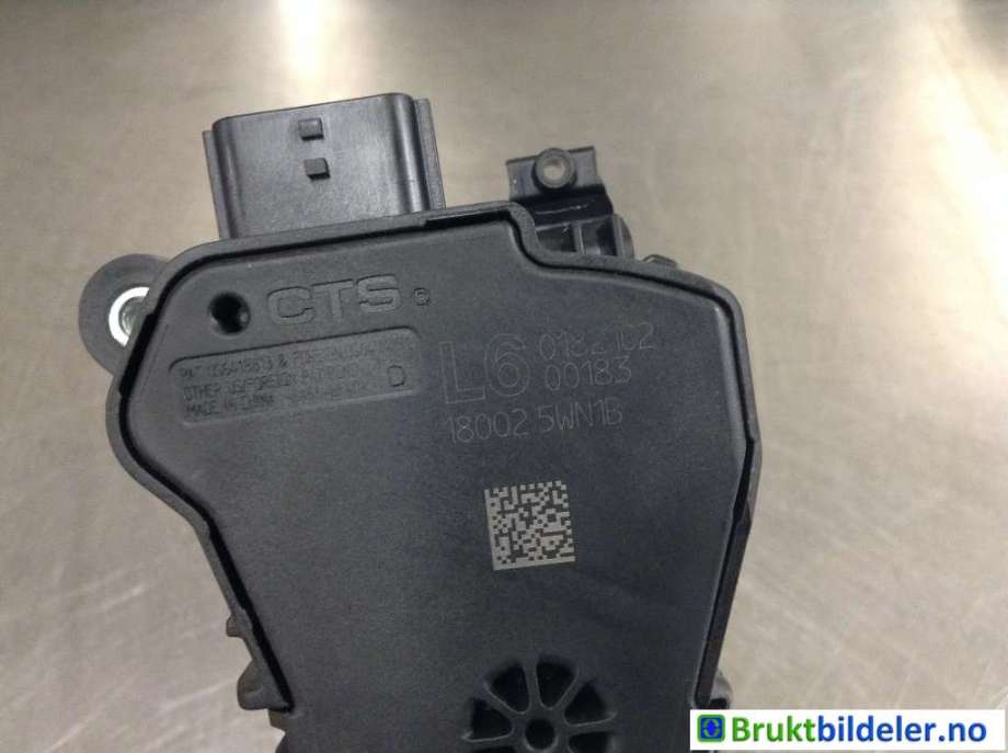 Pedal gass til Nissan Leaf 2018-->> (Type II)  (NISSAN|18002-5WN1B|0182102-00183|)