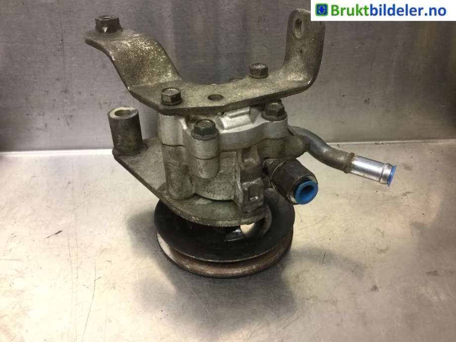 Servo pumpe mekanisk til Nissan King Cab 2002-2011 (Fase 2) (D22/NP300) (D22/NP300) (NISSAN|VK95A|)