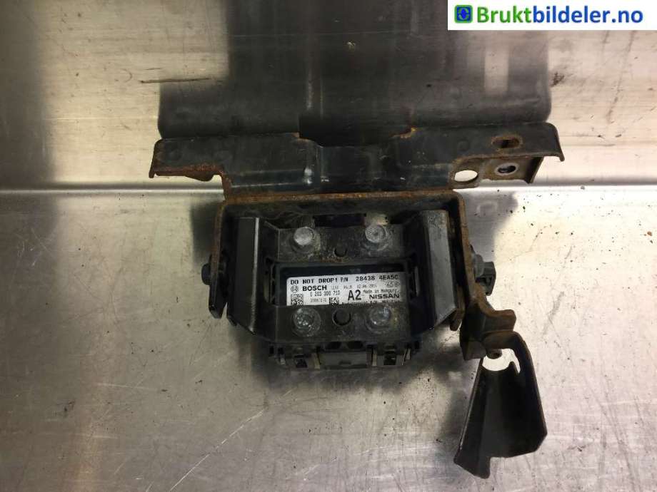 Sensor radar til Nissan Qashqai 2014-2021 (Type II)  (NISSAN|28438-4EA5B|0 203 300 710|)