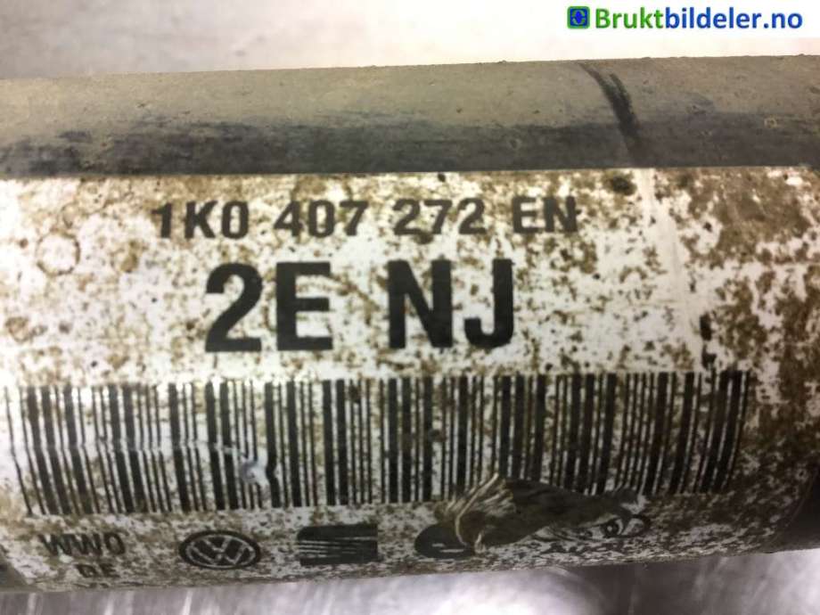 Drivaksel høyre foran til VW Golf VI 2008-2012  (VOLKSWAGEN|1K0 407 272 EN|)