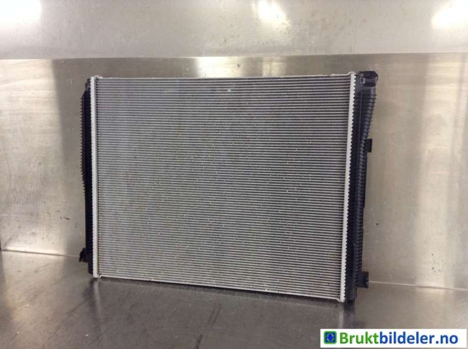 Radiator (automat gir) til BMW iX, 2021-->> (I20) (I20) (17 11 9 452 580)
