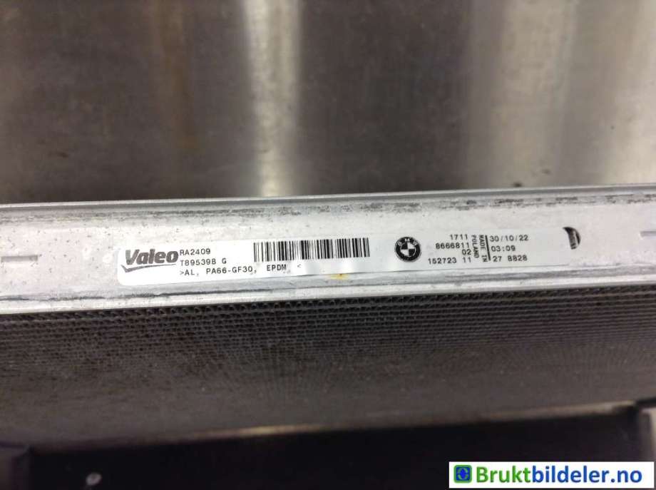 Radiator (automat gir) til BMW iX 2021-->> (I20) (I20) (17 11 8 666 811|T89539B G|)