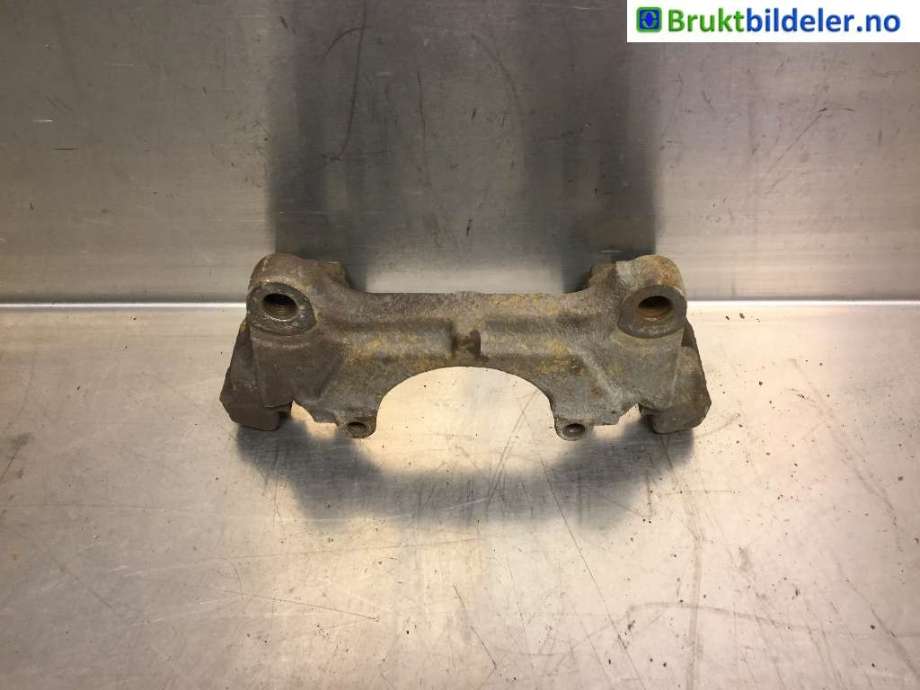 Bremsecaliper brakett til Škoda Superb, 2008-2015 (Type II)  (SKODA|3C0 615 125 A)