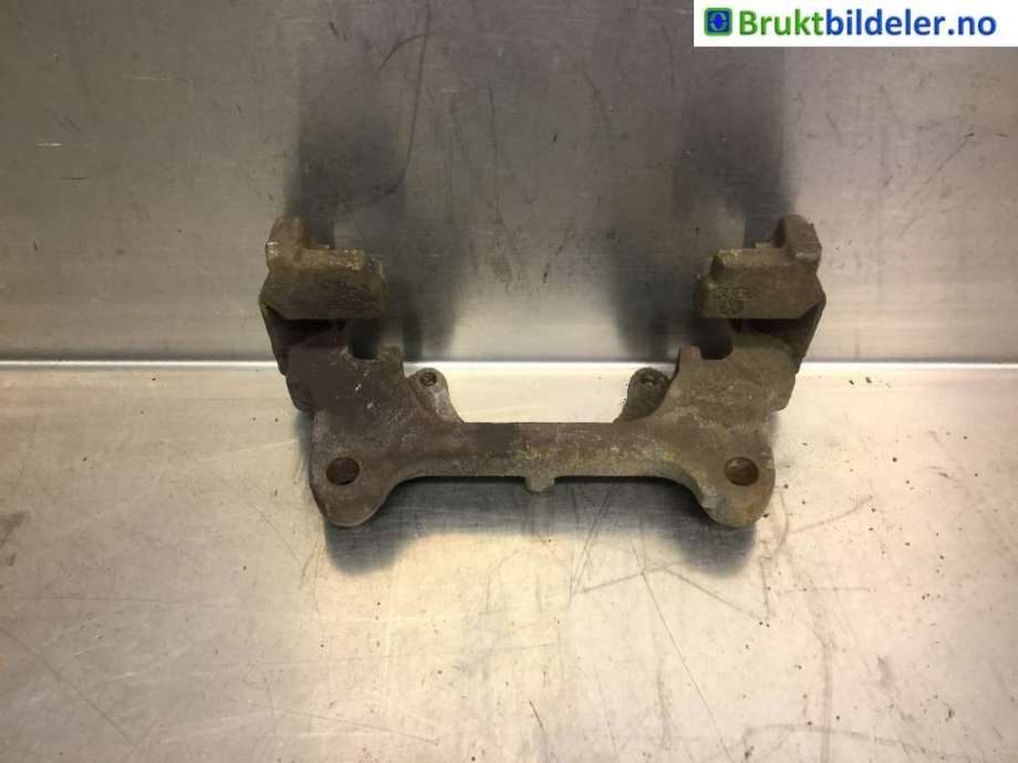 Bremsecaliper brakett til Škoda Superb 2008-2015 (Type II)  (SKODA|3C0 615 125 A|)