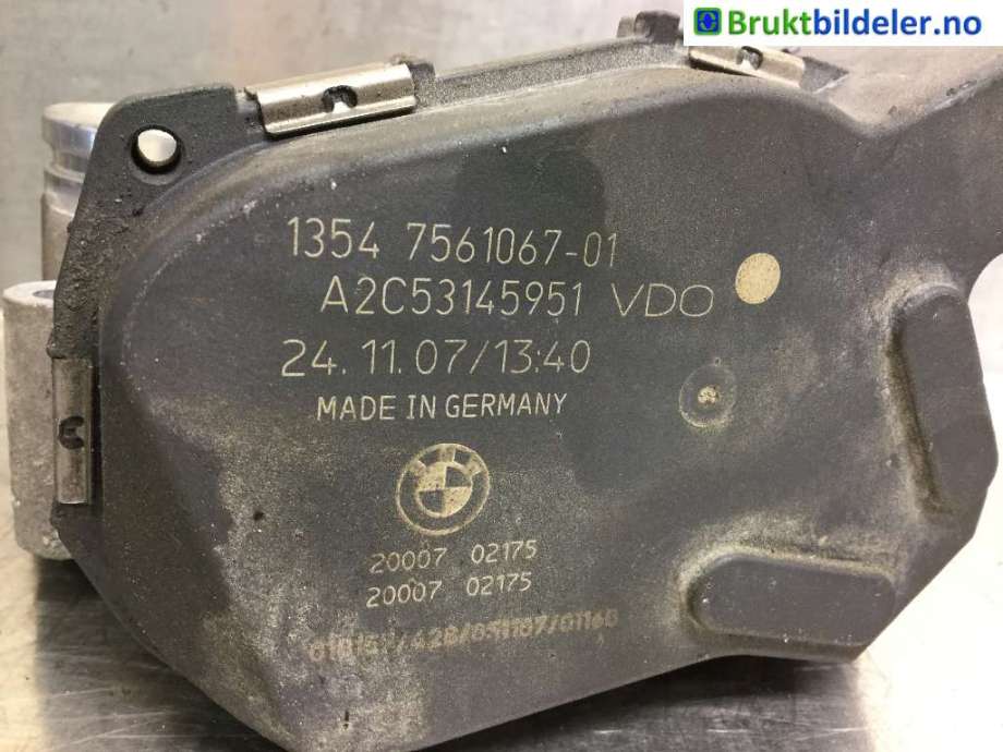Spjeldhus til BMW 3-Serie 2005-2011 (E90/E91/E92/E93) (E90/E91/E92/E93) (BMW|1354 7561067-01|)