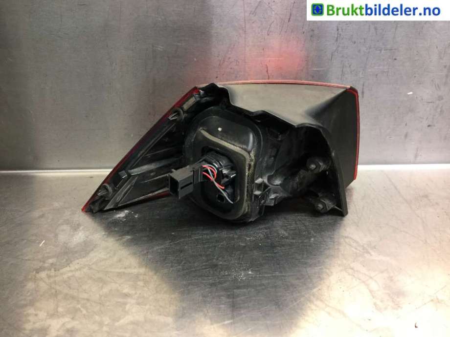 Baklykt høyre til VW Golf VII 2012-2017 (Fase 1)  (VOLKSWAGEN|5Q0 945 096 H|90029152|)