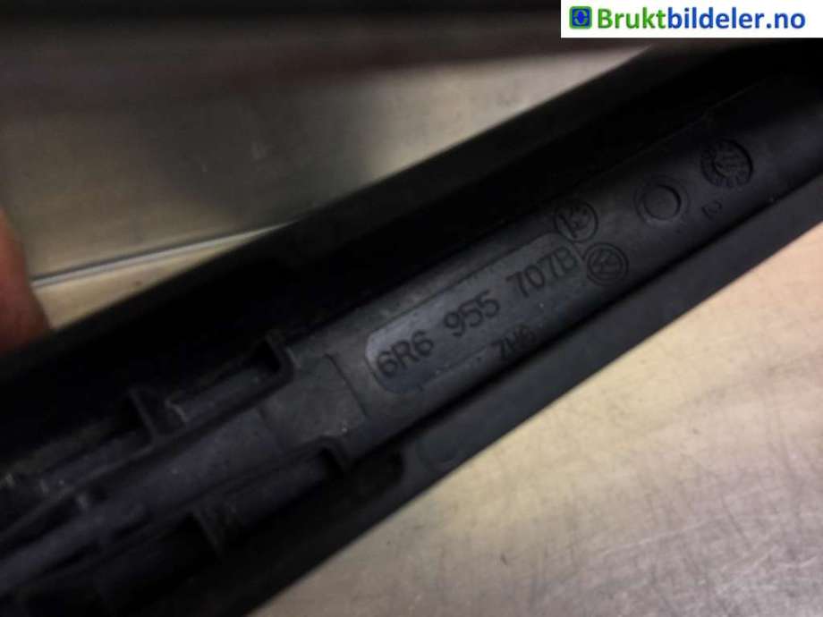 Viskerarm bakrute til VW Golf VII 2012-2017 (Fase 1)  (VOLKSWAGEN|6R6 955 707 B|)