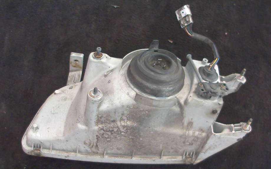 Frontlykt høyre halogen til Suzuki Swift 1989-2004  (SUZUKI|)