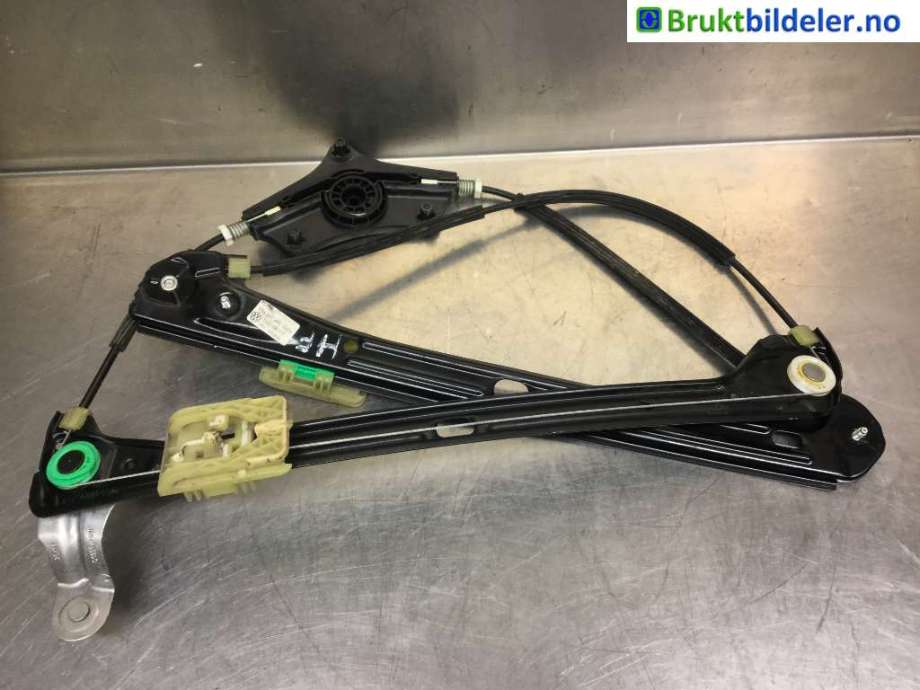 Ruteheis til VW Golf VII, 2012-2017 (Fase 1) (VOLKSWAGEN|5G4 837 462 G)