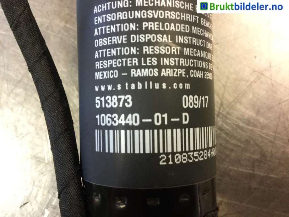 Dørstopper til Tesla Model X 2016-->>  (TESLA|1063440-01-D|513873|)
