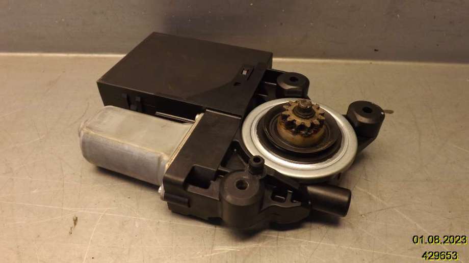 Ruteheis venstre foran til Volvo S40 2008-2012 (Type II, Fase 2)  (VOLVO|31295170AA|976589110)