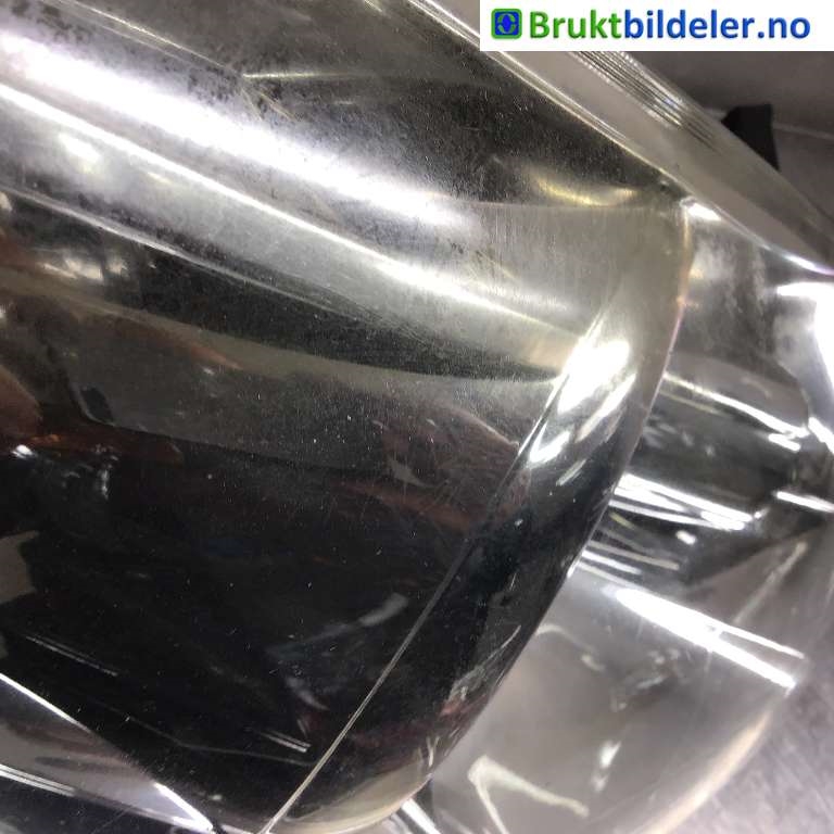 Frontlykt høyre halogen til Citroën Jumpy 2007-2016 (Type II)  (CITROEN|1401367980|89902604|)