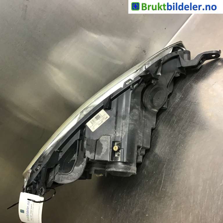 Frontlykt venstre halogen til Citroën Jumpy 2007-2016 (Type II)  (CITROEN|1401368180|89902605|)