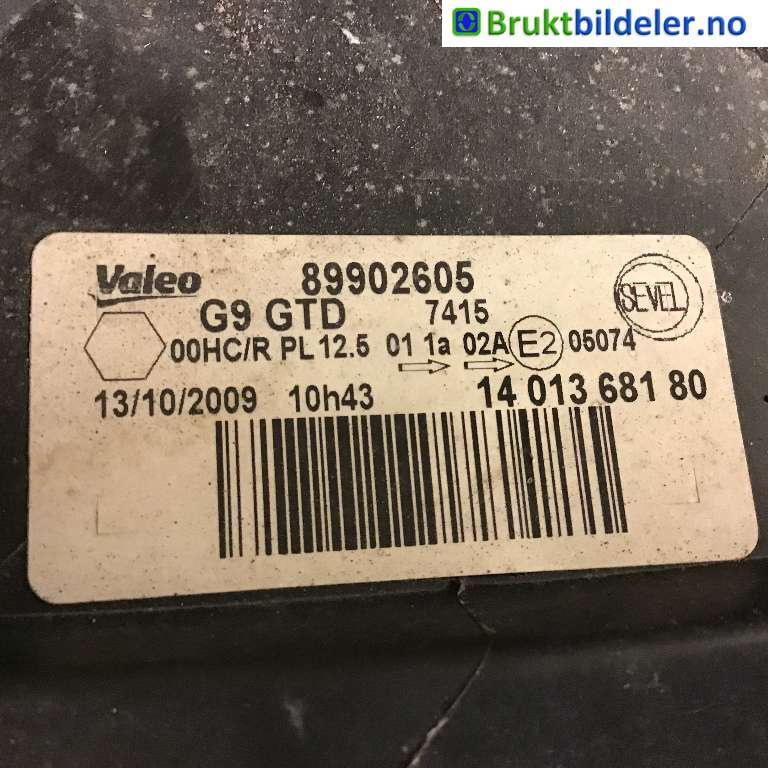 Frontlykt venstre halogen til Citroën Jumpy 2007-2016 (Type II)  (CITROEN|1401368180|89902605|)