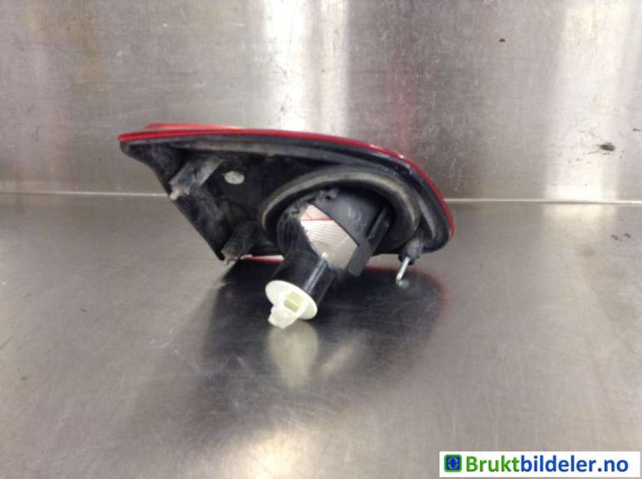Baklykt høyre indre til Nissan Qashqai 2010-2014 (Type I, Fase 2)  (NISSAN|26550BR01A|89503209|)