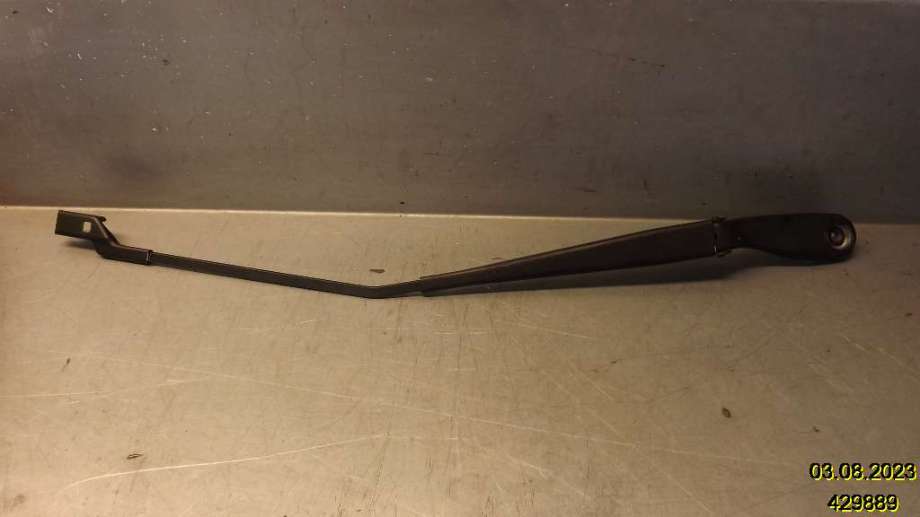 Viskerarmer frontrute til Volvo S40 2008-2012 (Type II, Fase 2)  (VOLVO|31253997|)