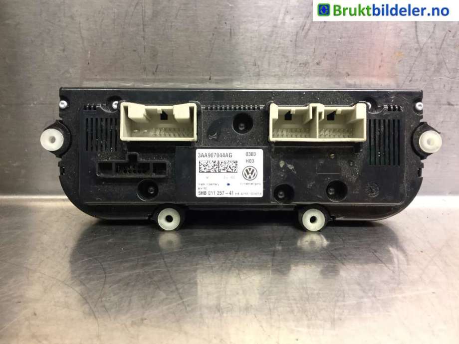 Varmeapparat betjening til VW Passat 2011-2015 (B7) (B7) (VOLKSWAGEN|3AA907044AG|5HB 011 257-41|)