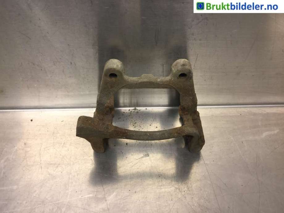 Bremsecaliper brakett til VW Passat, 2011-2015 (B7) (B7) (VOLKSWAGEN|3AA 615 426 B)