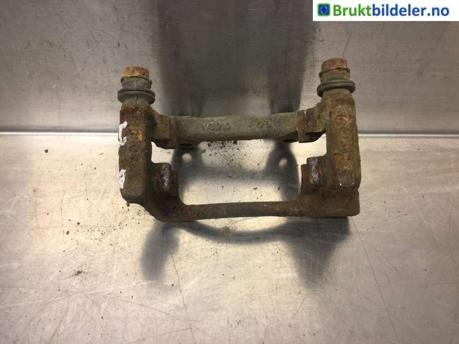 Bremsecaliper brakett til VW Passat 2011-2015 (B7) (B7) (VOLKSWAGEN|3AA 615 426 B|)