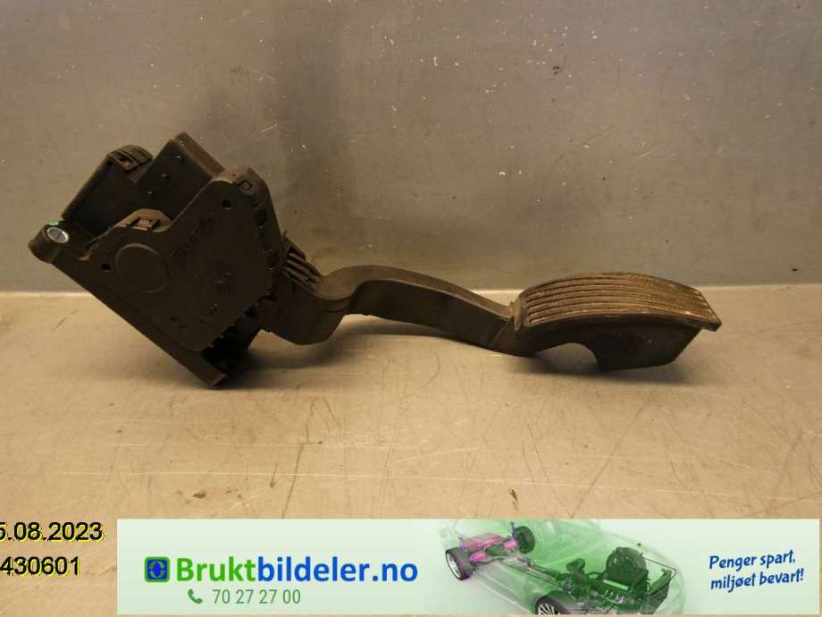 Pedal gass til Fiat 500L (MPV) 2013-2015  (FIAT|55702020|)