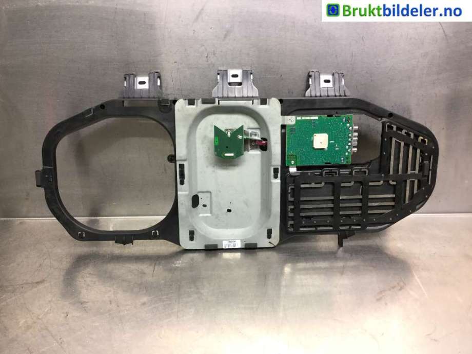Antenne forsterker til Mercedes ML 2005-2011 (W164) (W164) (MERCEDES|A251 820 22 75|)
