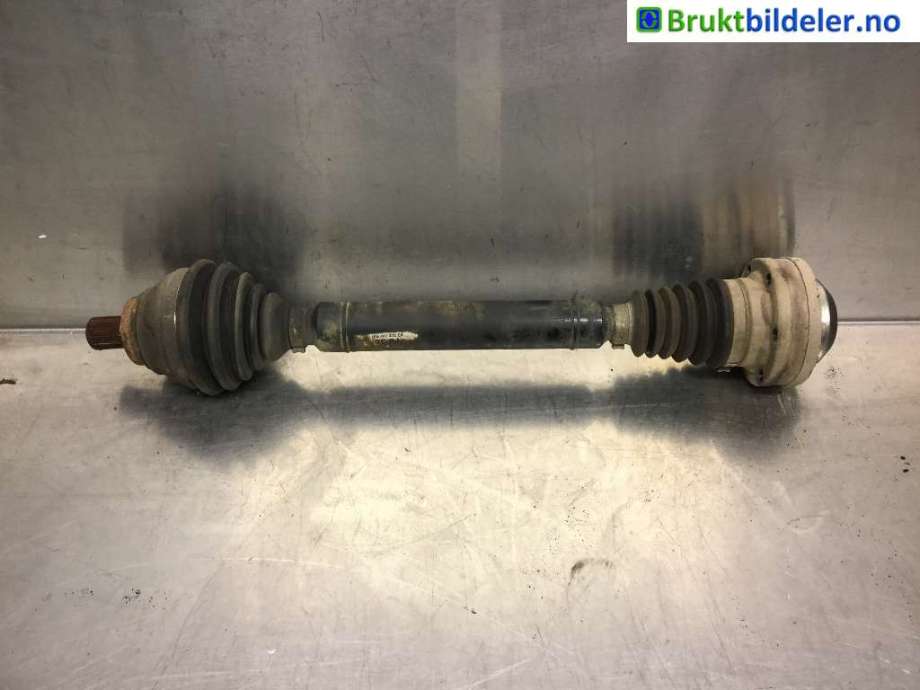Drivaksel høyre foran til VW Caddy, 2010-2015 (Type III, Fase 2)  (VOLKSWAGEN|1K0 407 272 CR)